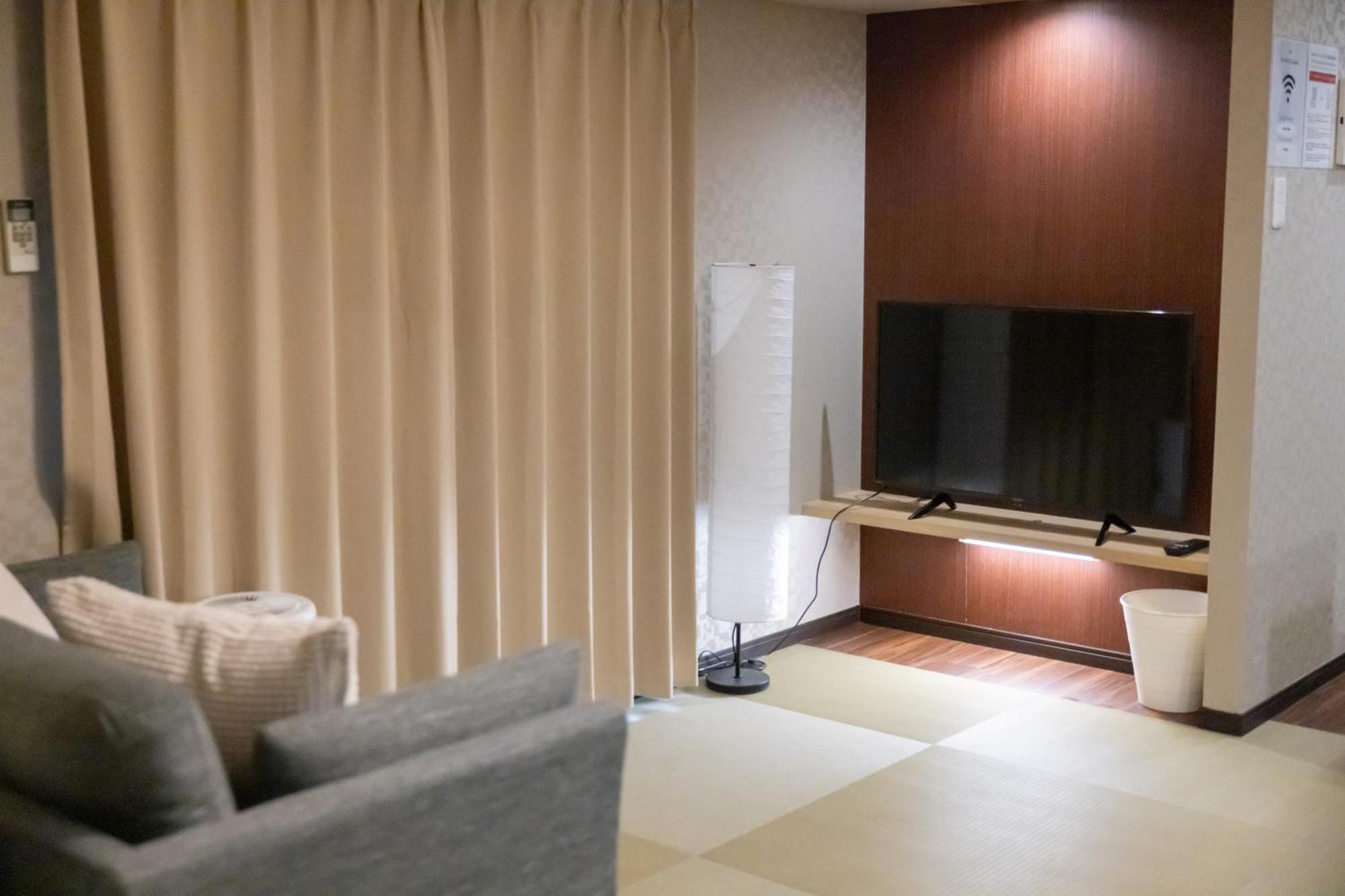 心斎橋-道頓堀の宿 ー南海難波徒歩10分以内 Osaka Eksteriør billede